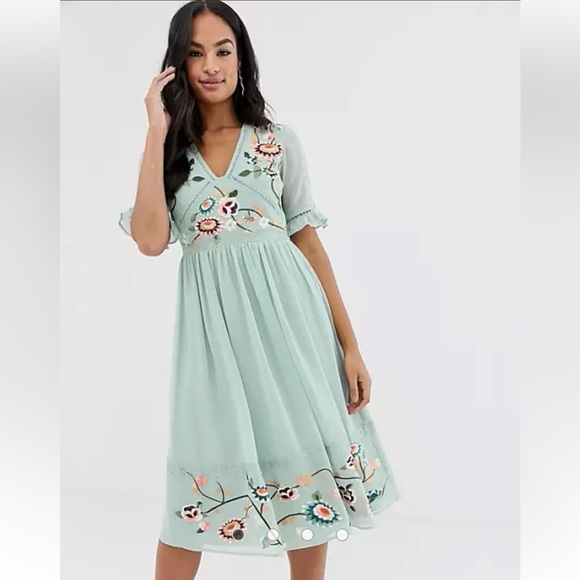 ASOS Dresses & Skirts - Blue mint short flower dress in size 2